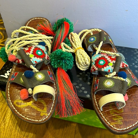 New Sam Edelman. Never worn - Picture 3 of 4